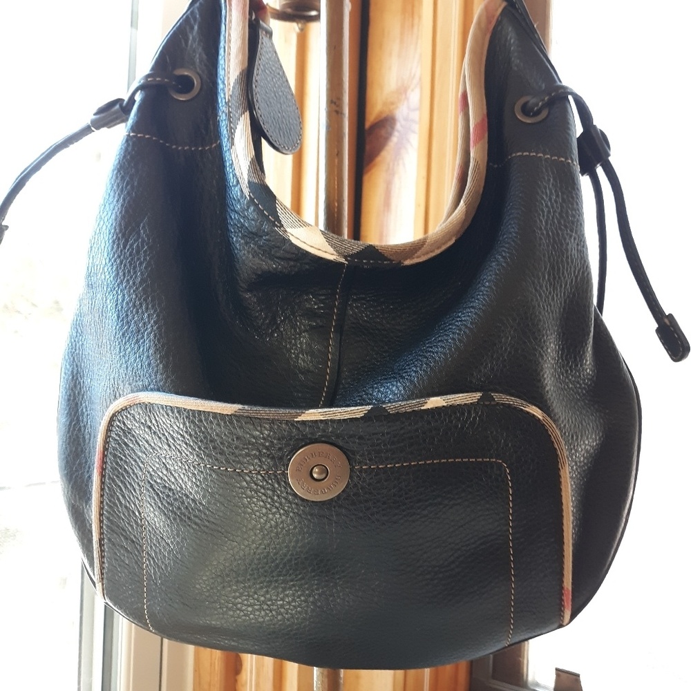 Burberry purse